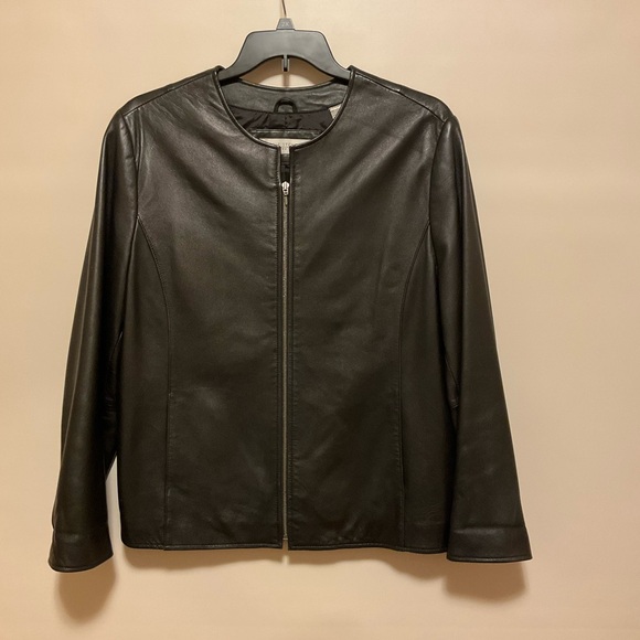 Valerie Stevens Jackets & Blazers - Valerie Stevens Black Lambskin Jacket